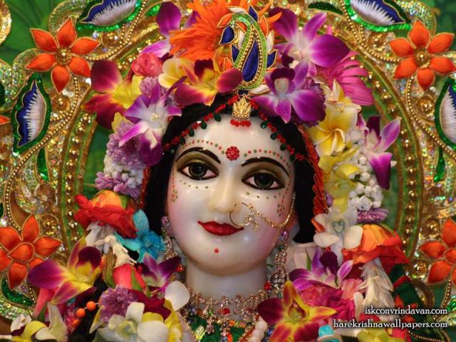 Sri Radha Close up Wallpaper (010)