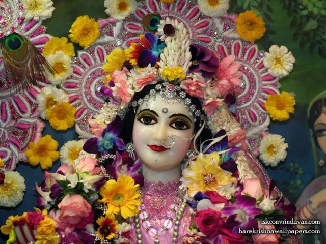 Sri Radha Close up Wallpaper (011)