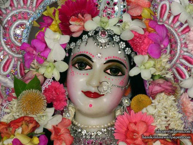 Sri Radha Close up Wallpaper (019)