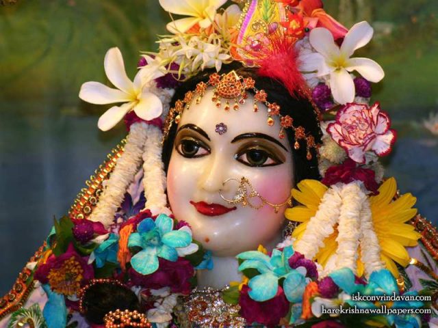 Sri Radha Close up Wallpaper (020)