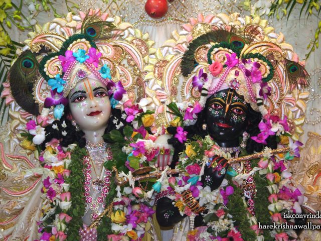 Sri Sri Krishna Balaram Close up Wallpaper (002) Size 1280×800 Download