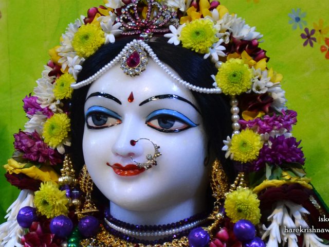 Sri Radha Close up Wallpaper (005) Size 1600×900 Download
