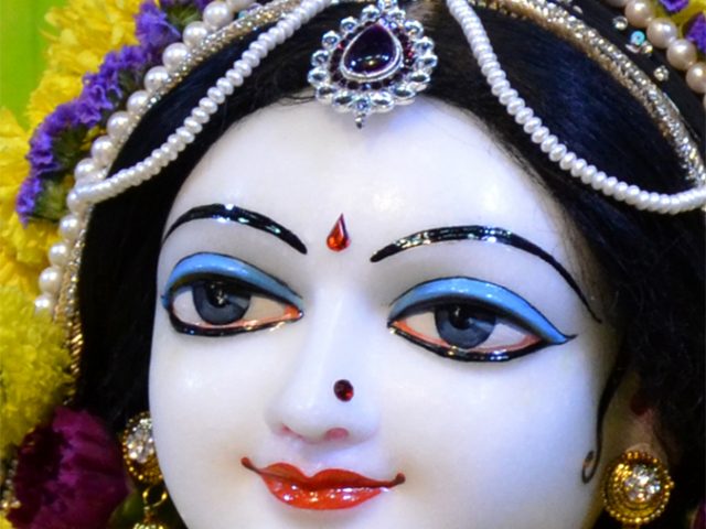 Sri Radha Close up Wallpaper (007) Size 675×1200 Download
