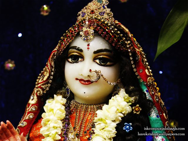 Sri Radha Close up Wallpaper (009) Size 2400×1800 Download