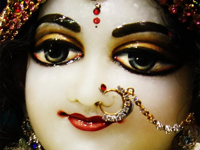 Sri Radha Close up Wallpaper (009) Size 675×1200 Download