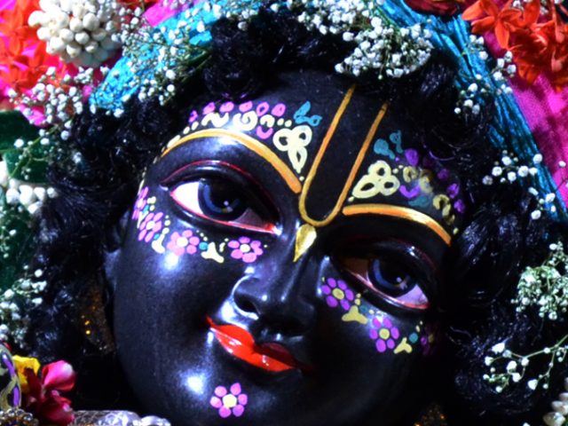 Sri Madan Gopal Close up Wallpaper (010) Size 675×1200 Download