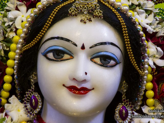 Sri Radha Close up Wallpaper (011) Size 1280×800 Download