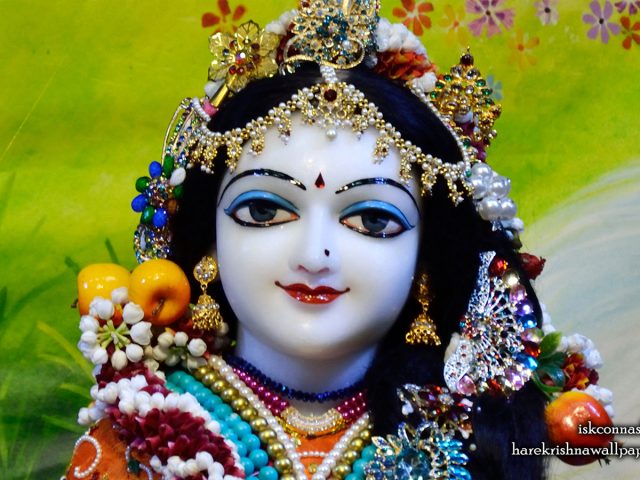 Sri Radha Close up Wallpaper (012) Size 1440×900 Download