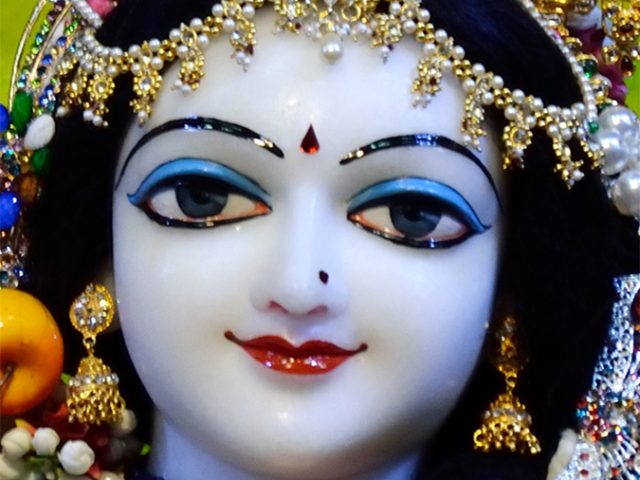 Sri Radha Close up Wallpaper (012) Size 675×1200 Download