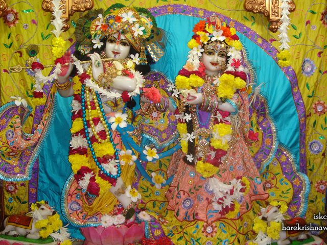 Sri Sri Radha Giridhari Wallpaper (033) Size 1280×720 Download