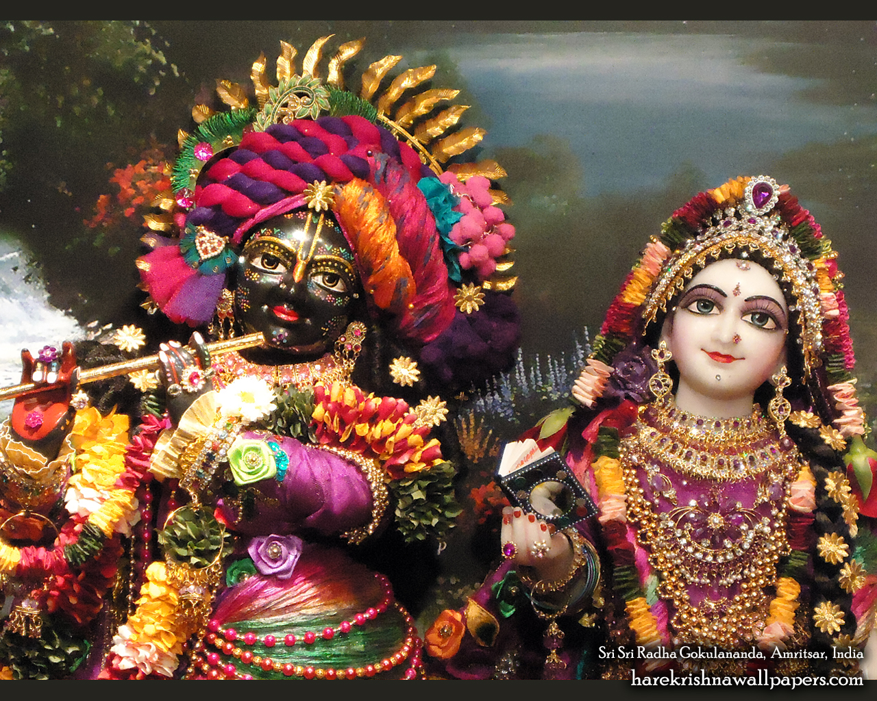 Sri Sri Radha Gokulananda Close up Wallpaper (003) Size 1280x1024 Download