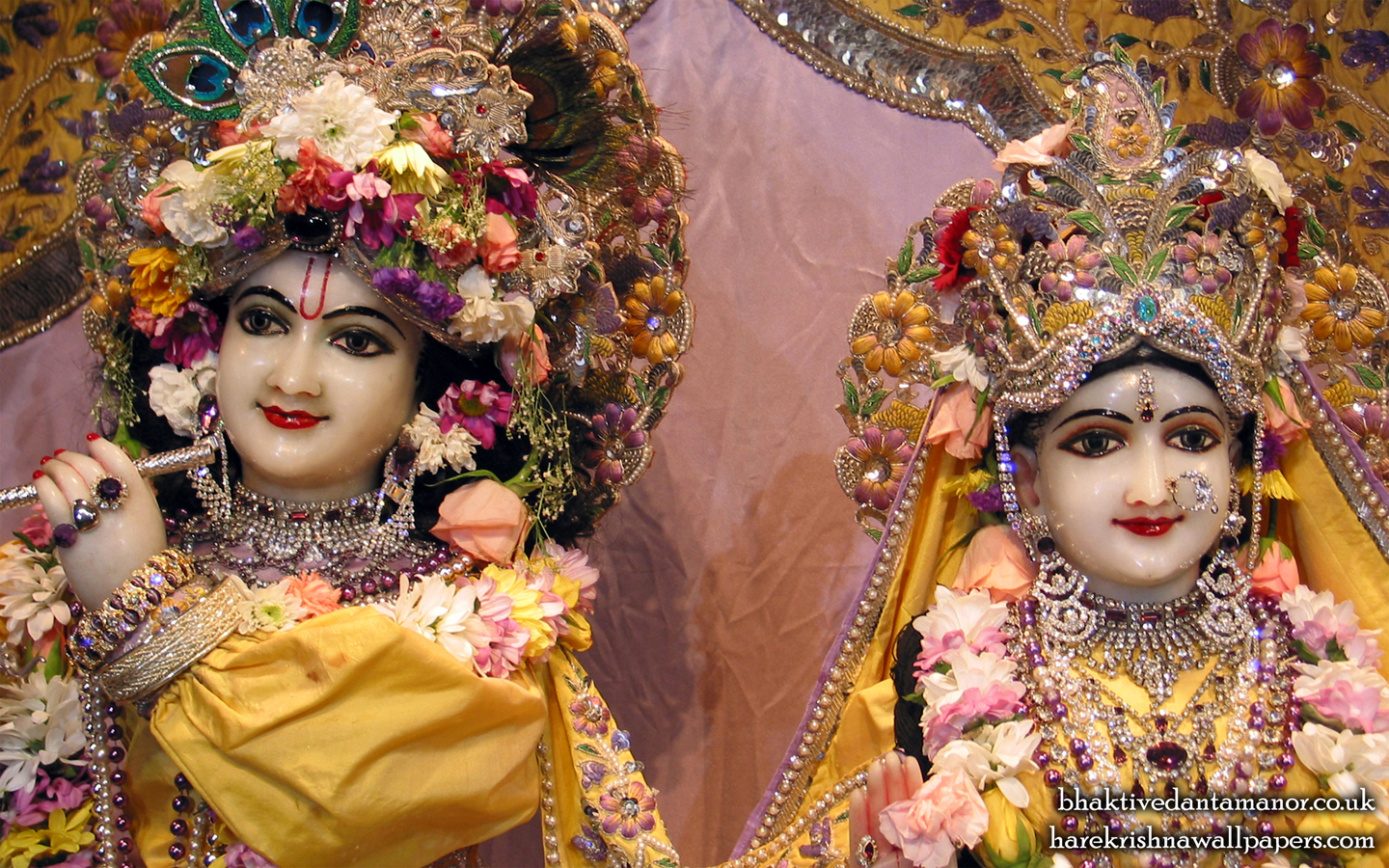 Sri Sri Radha Gokulanand Close up Wallpaper (001) Size 1440x900 Download