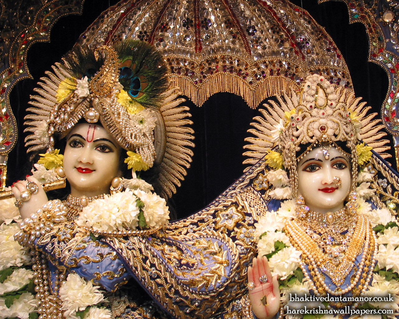 Sri Sri Radha Gokulanand Close up Wallpaper (005) Size 1280x1024 Download