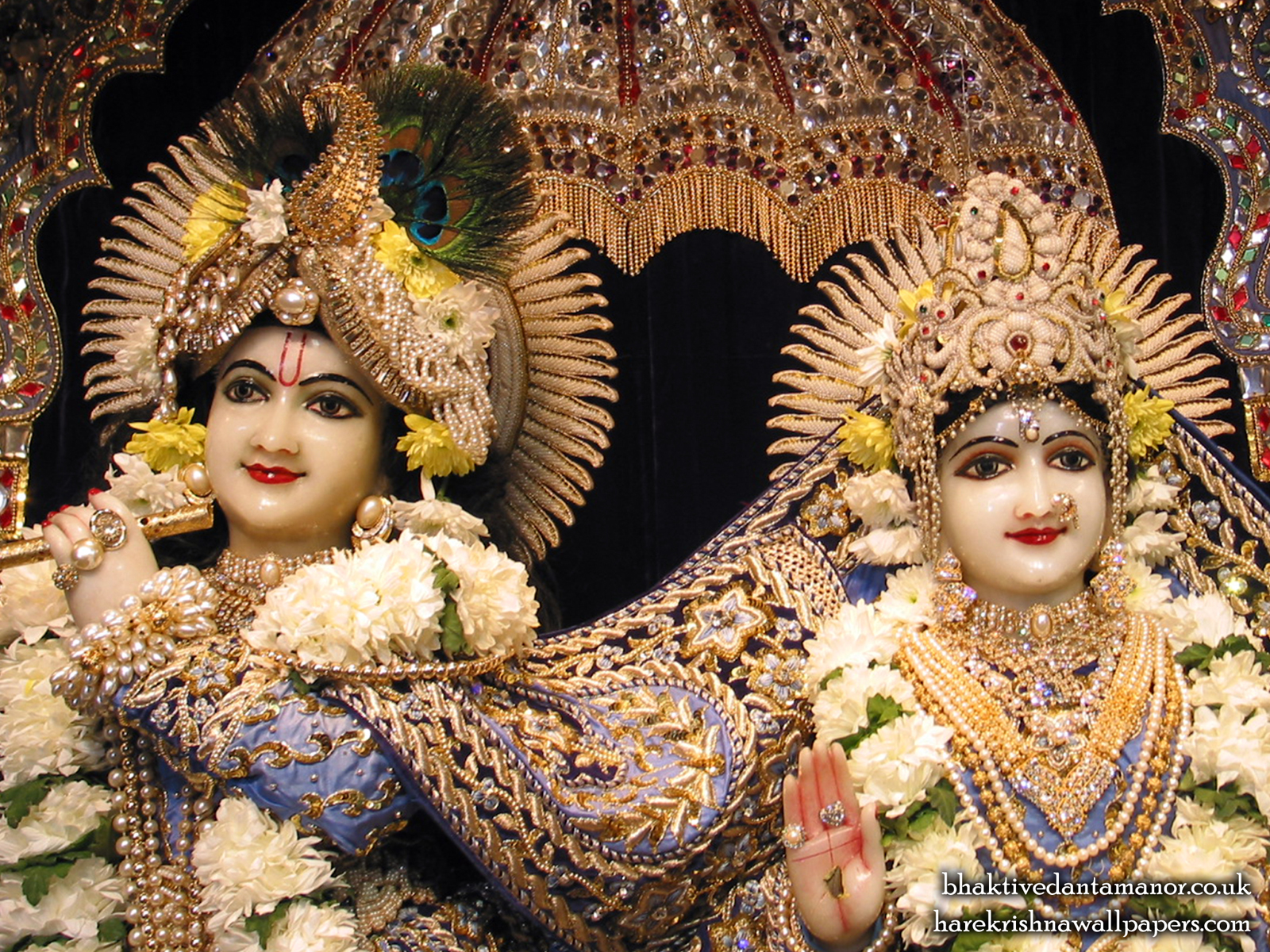 Sri Sri Radha Gokulanand Close up Wallpaper (005) Size1600x1200 Download
