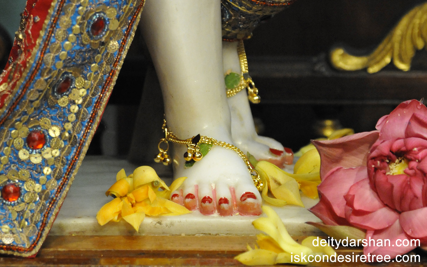 Sri Nitai Feet Wallpaper (001) Size 1440x900 Download