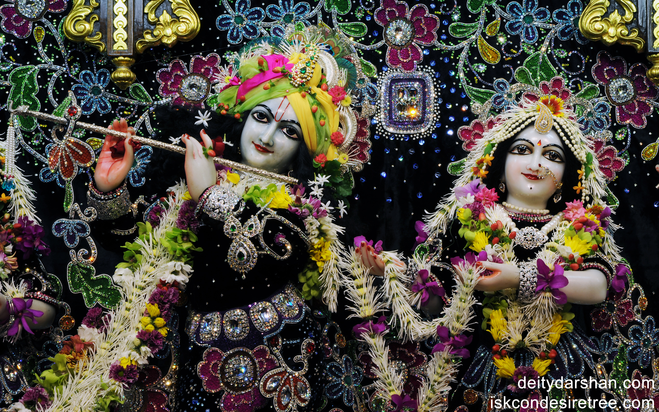 Sri Sri Radha Gopinath Close up Wallpaper (001) Size 2560x1600 Download