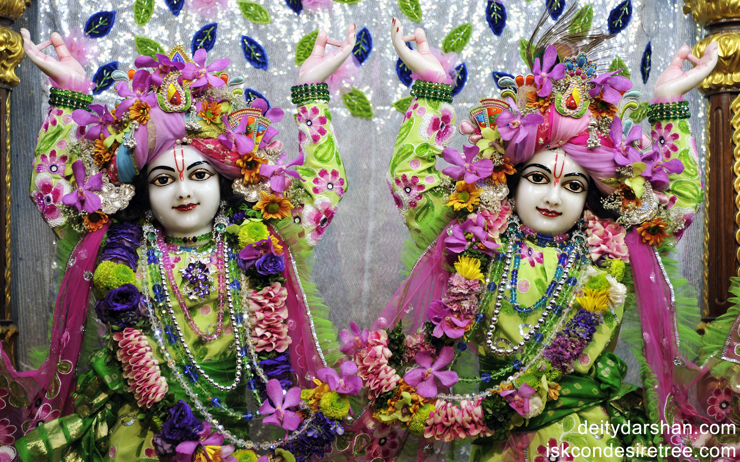 Sri Sri Nitai Gaurachandra Close up Wallpaper (002) Size 1440x900 Download