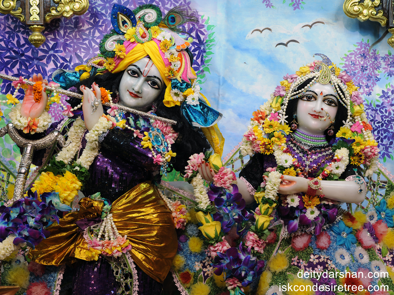 Sri Sri Radha Gopinath Close up Wallpaper (010) Size 1280x960 Download