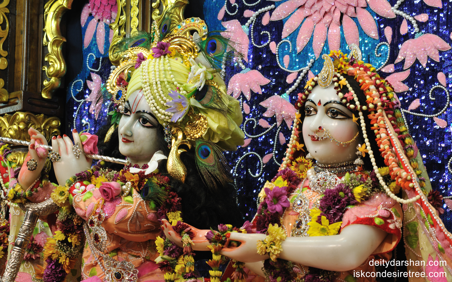 Sri Sri Radha Gopinath Close up Wallpaper (012) Size 1440x900 Download