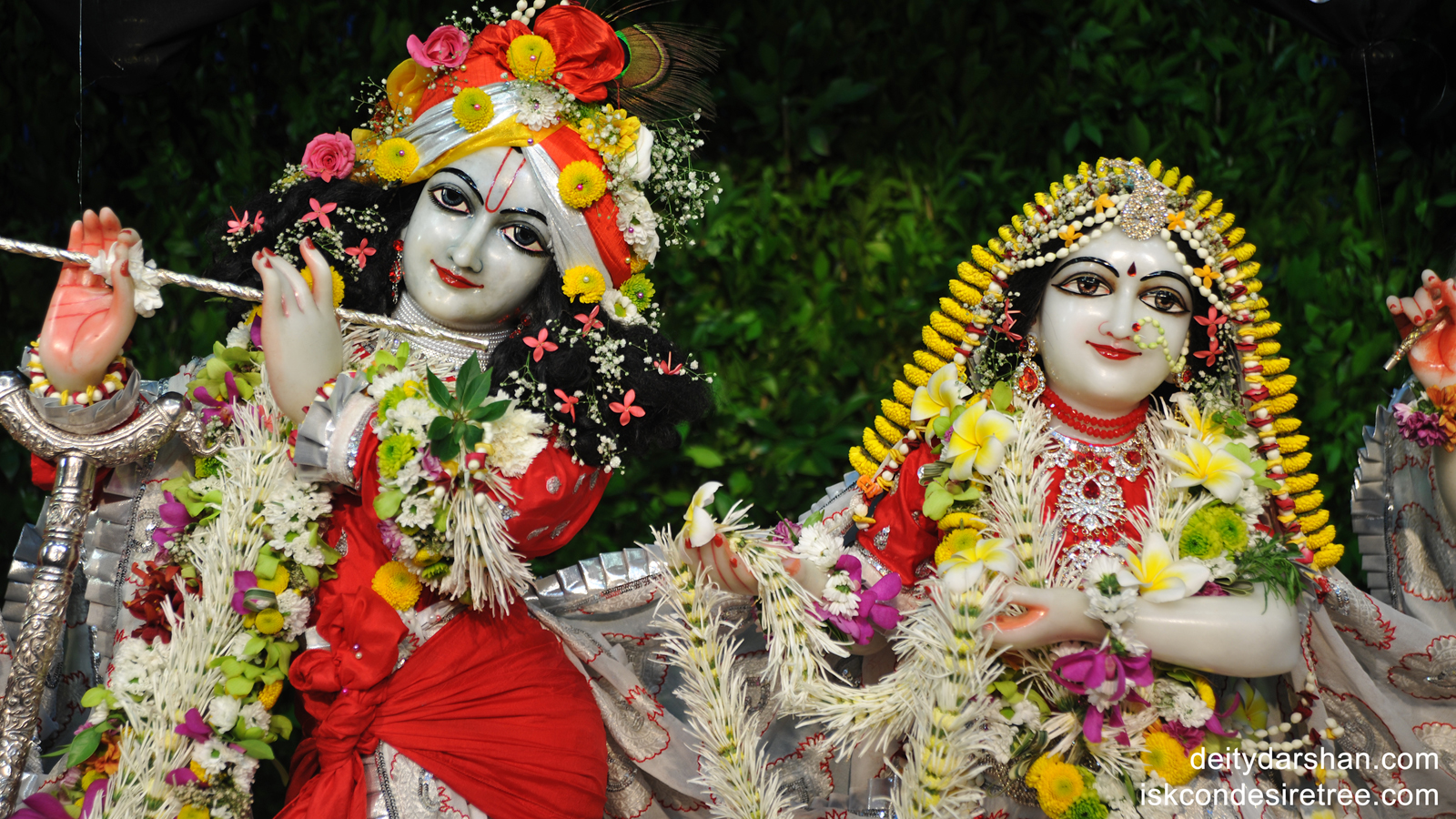 Sri Sri Radha Gopinath Close up Wallpaper (013) Size 1600x900 Download