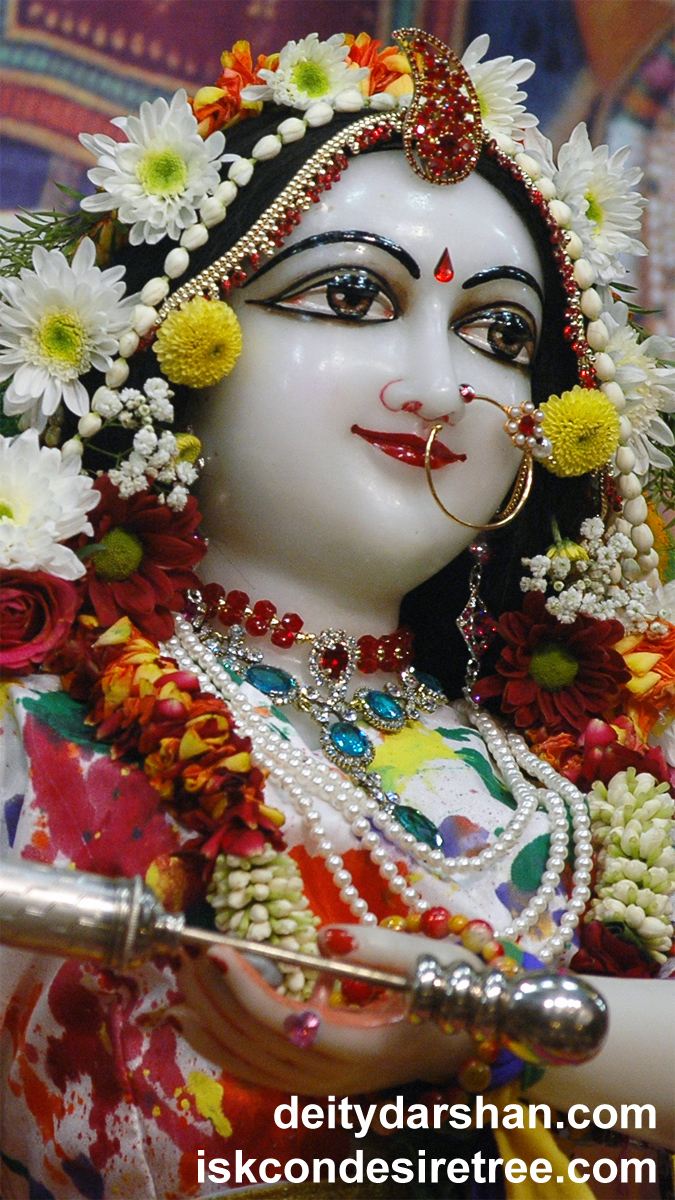 Srimati Radharani Close up Wallpaper (023) Size 675x1200 Download