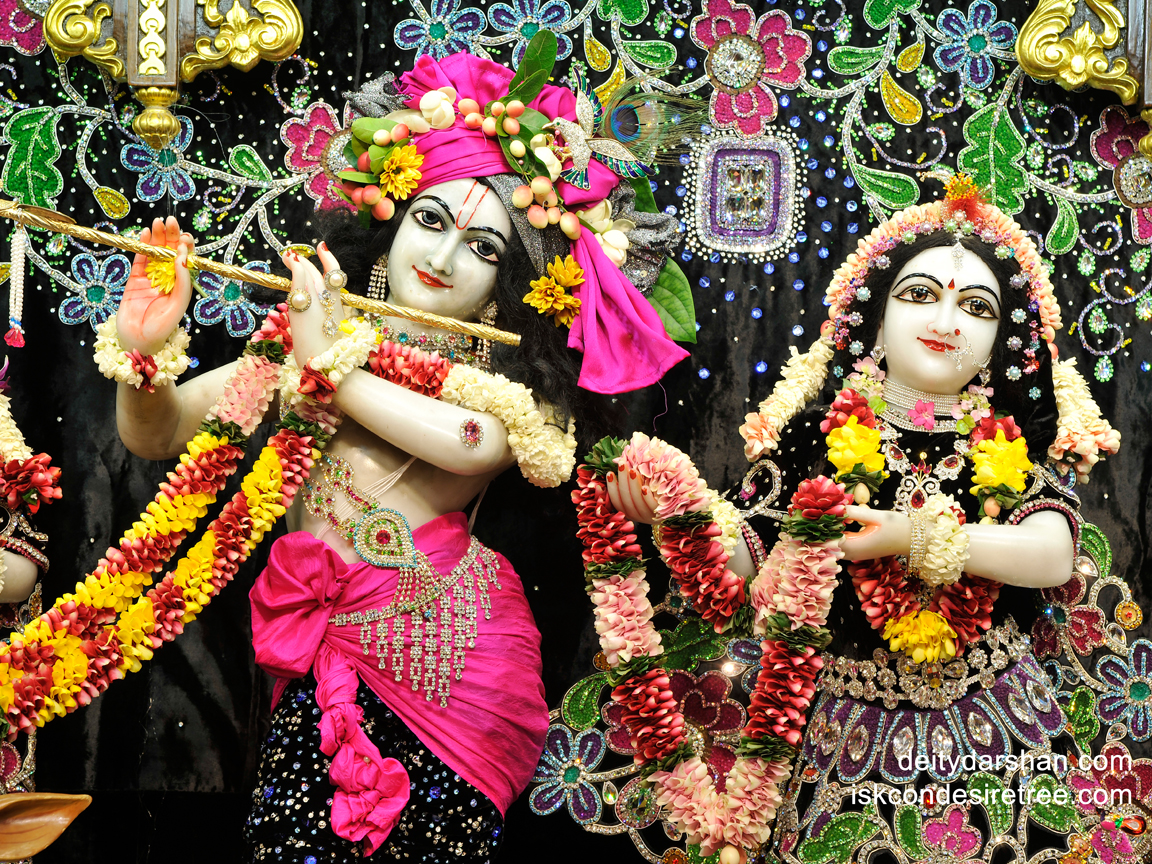 Sri Sri Radha Gopinath Close up Wallpaper (024) Size 1152x864 Download