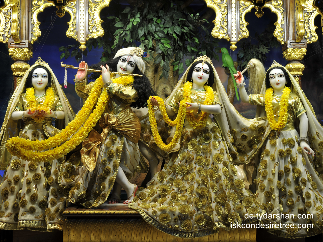 Sri Sri Radha Gopinath Lalita Vishakha Wallpaper (026) Size 1280x960 Download