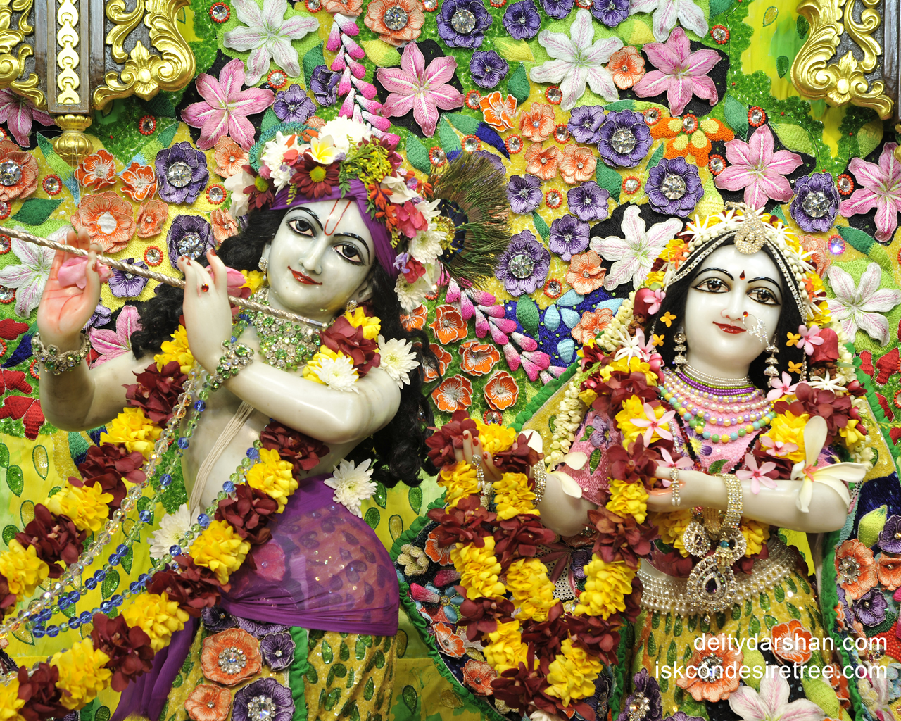 Sri Sri Radha Gopinath Close up Wallpaper (028) Size 1280x1024 Download