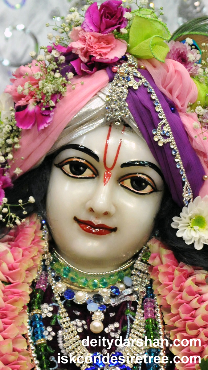 Sri Gaurachandra Close up Wallpaper (033) Size 675x1200 Download