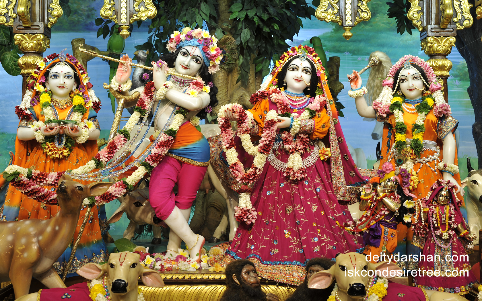 Sri Sri Radha Gopinath Lalita Vishakha Wallpaper (033) Size 1680x1050 Download