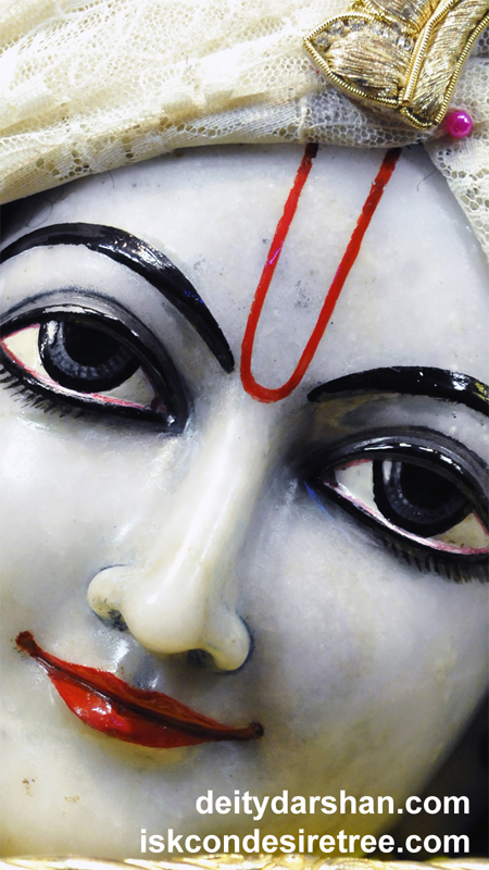 Sri Gopinath Close up Wallpaper (042) Size 450x800 Download