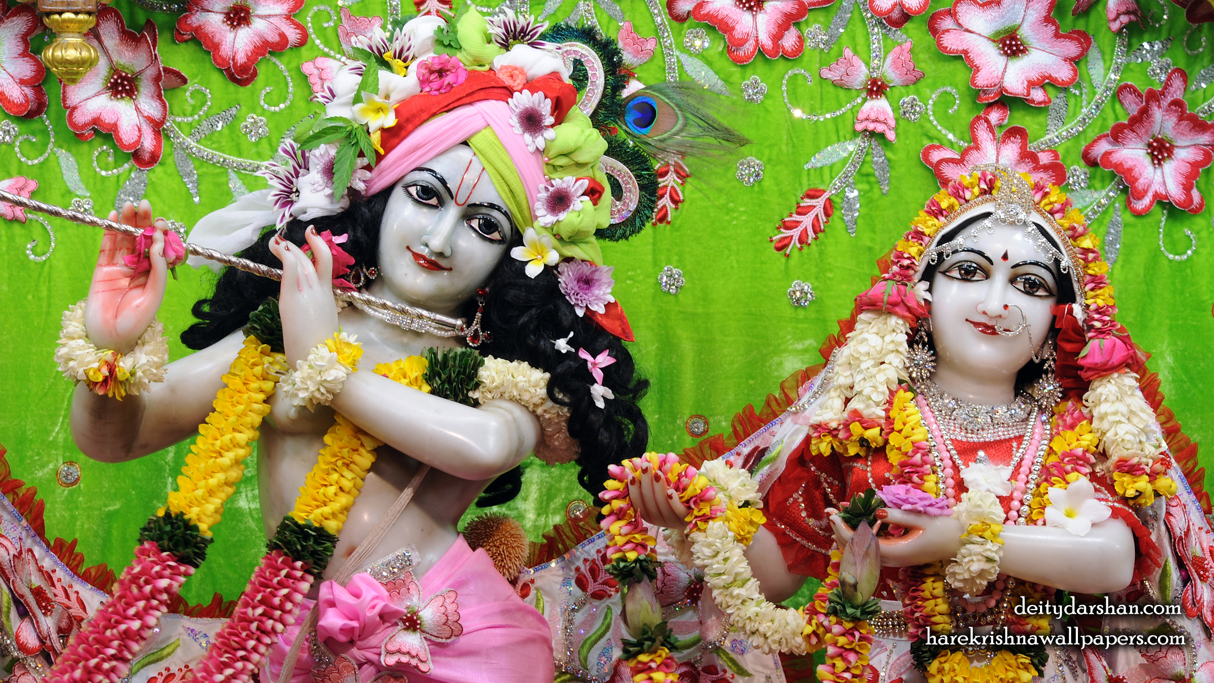 Sri Sri Radha Gopinath Close up Wallpaper (064) Size 2400x1350 Download