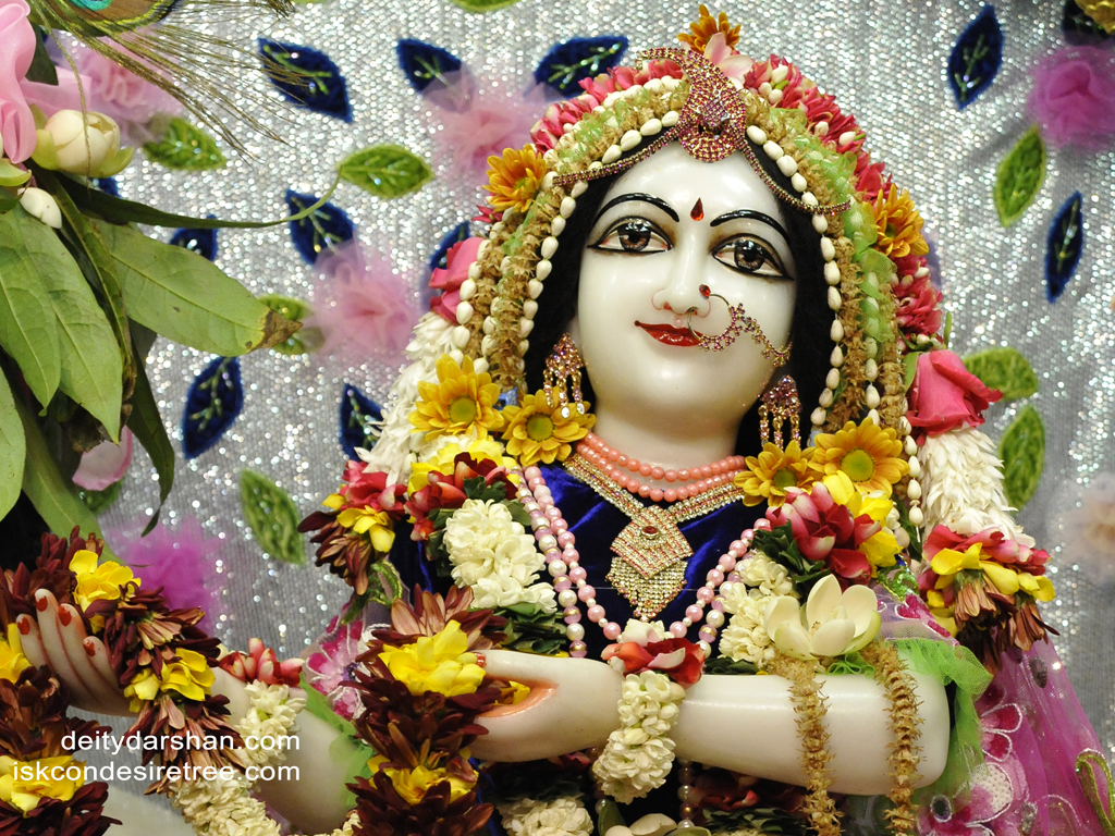 Srimati Radharani Close up Wallpaper (071) Size 1024x768 Download