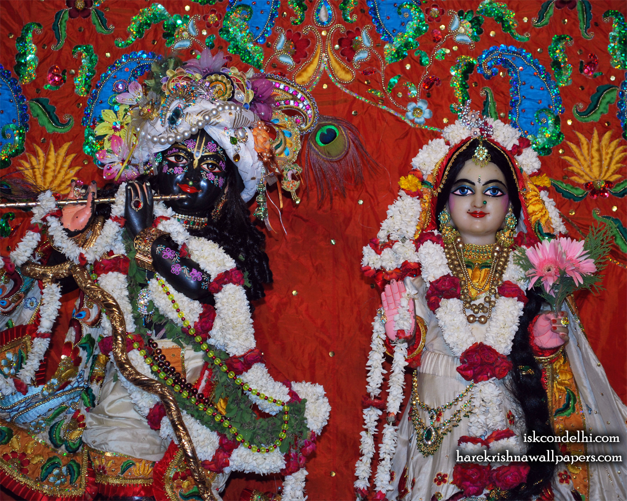 Sri Sri Radha Parthasarathi Close up Wallpaper (001) Size 1280x1024 Download