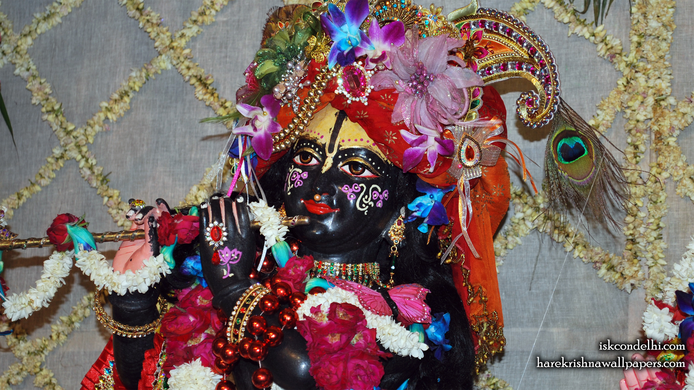 Sri Parthasarathi Close up Wallpaper (006) Size 2400x1350 Download