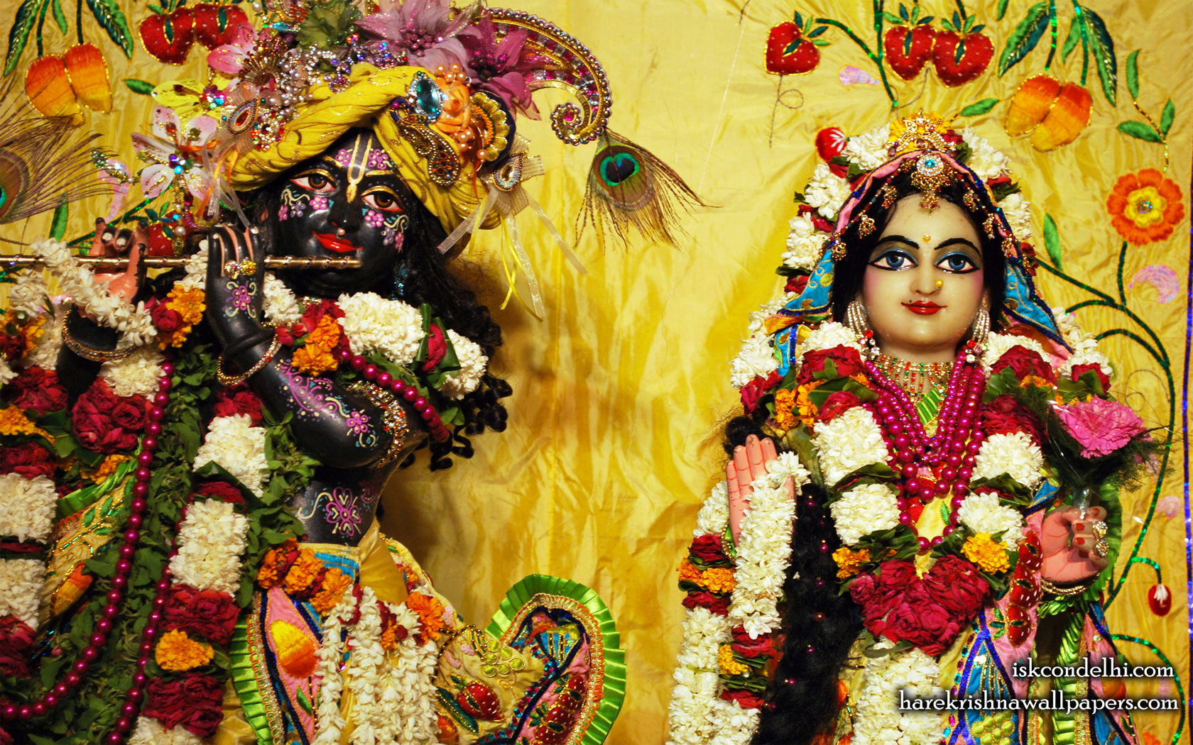 Sri Sri Radha Parthasarathi Close up Wallpaper (011) Size 1680x1050 Download