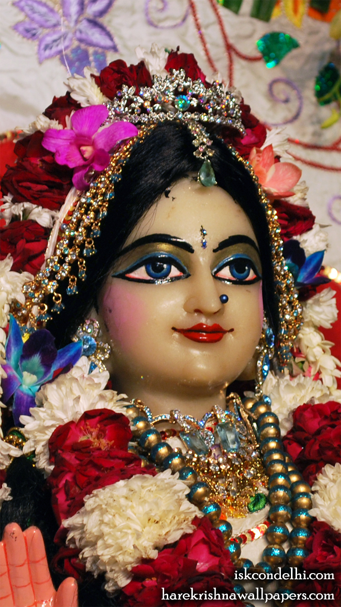 Sri Radha Close up Wallpaper (025) Size 675x1200 Download