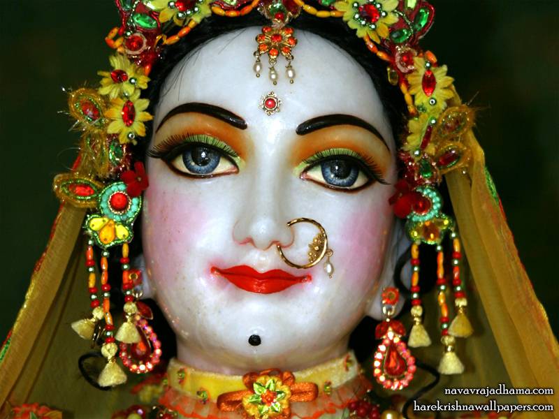 Sri Radha Close up Wallpaper (039)