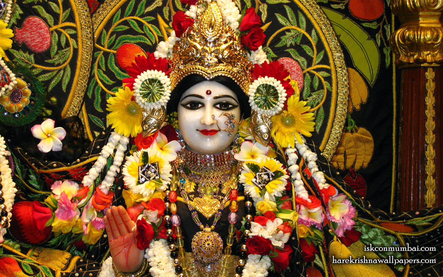 Sri Radha Face Wallpaper (008) Size 1440x900 Download