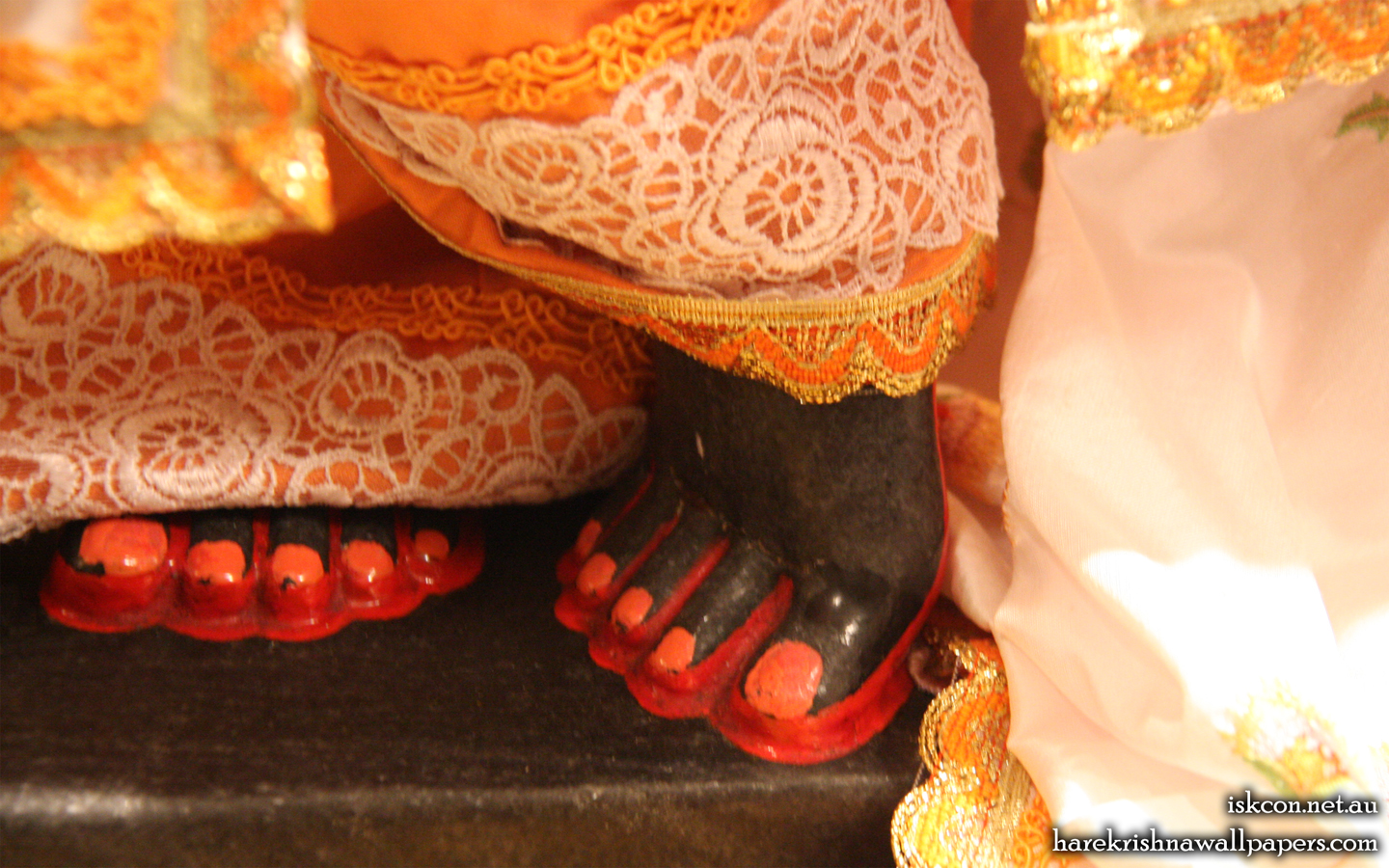 Sri Vallabh Feet Wallpaper (004) Size 1440x900 Download