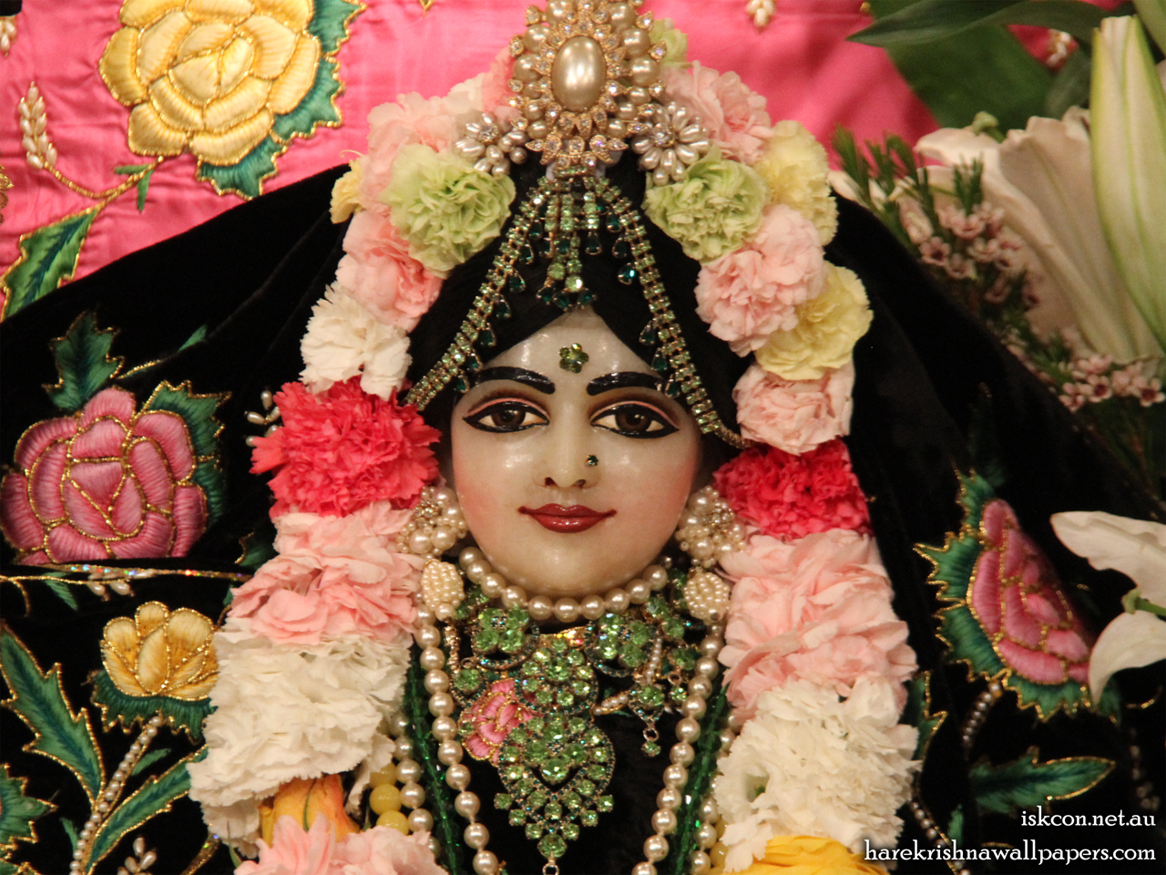 Sri Radha Close up Wallpaper (011) Size 1280x960 Download