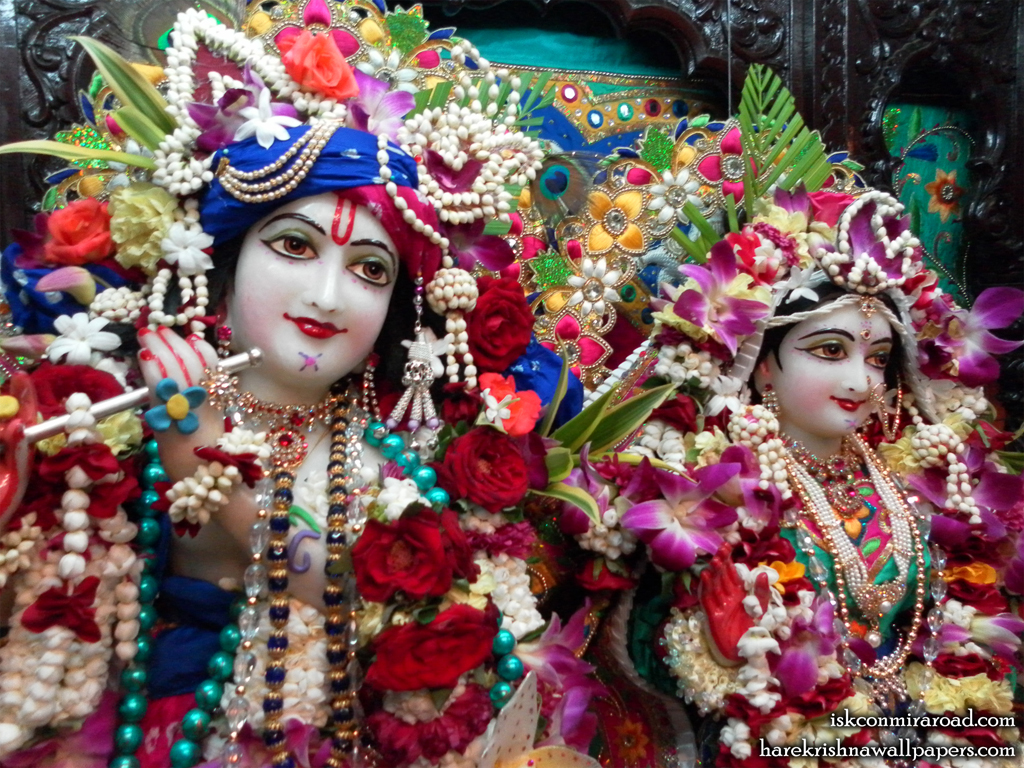 Sri Sri Radha Giridhari Close up Wallpaper (002) Size 1024x768 Download