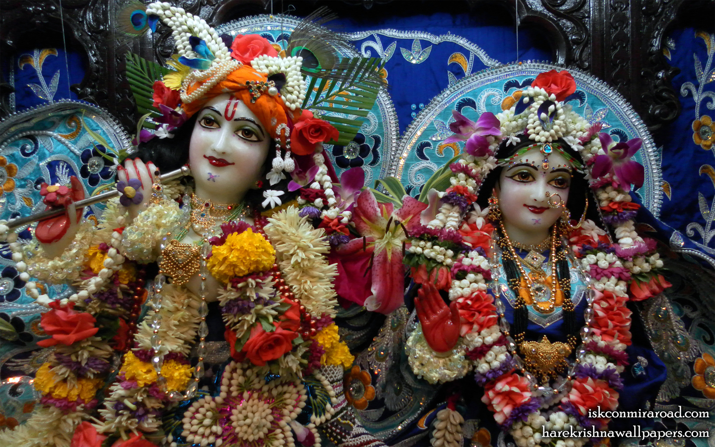 Sri Sri Radha Giridhari Close up Wallpaper (005) Size 1440x900 Download