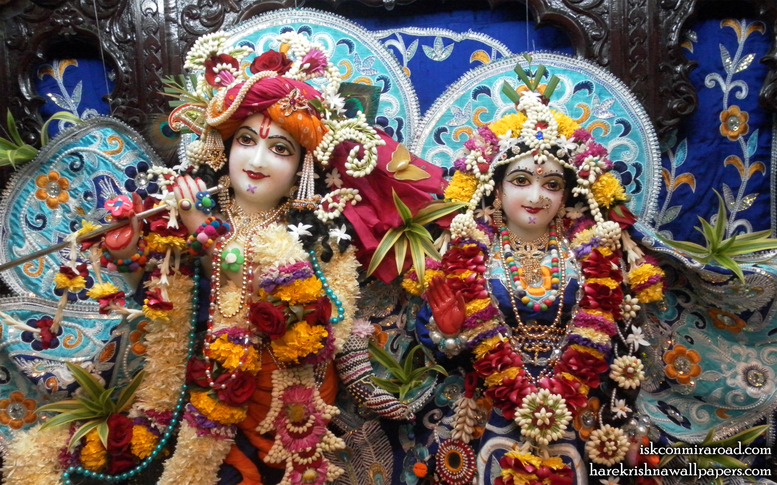 Sri Sri Radha Giridhari Close up Wallpaper (018) Size 2560x1600 Download