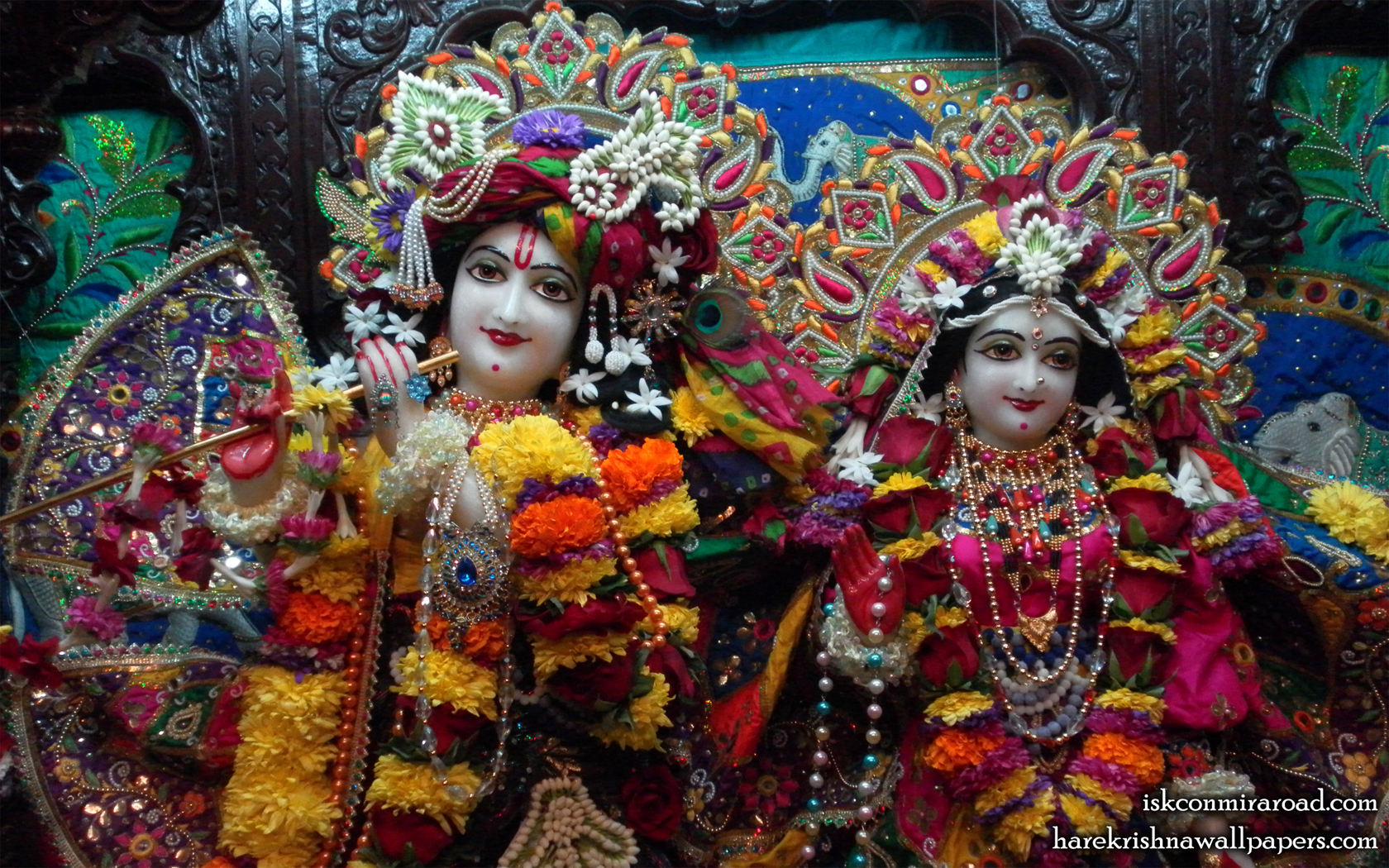 Sri Sri Radha Giridhari Close up Wallpaper (025) Size 1680x1050 Download