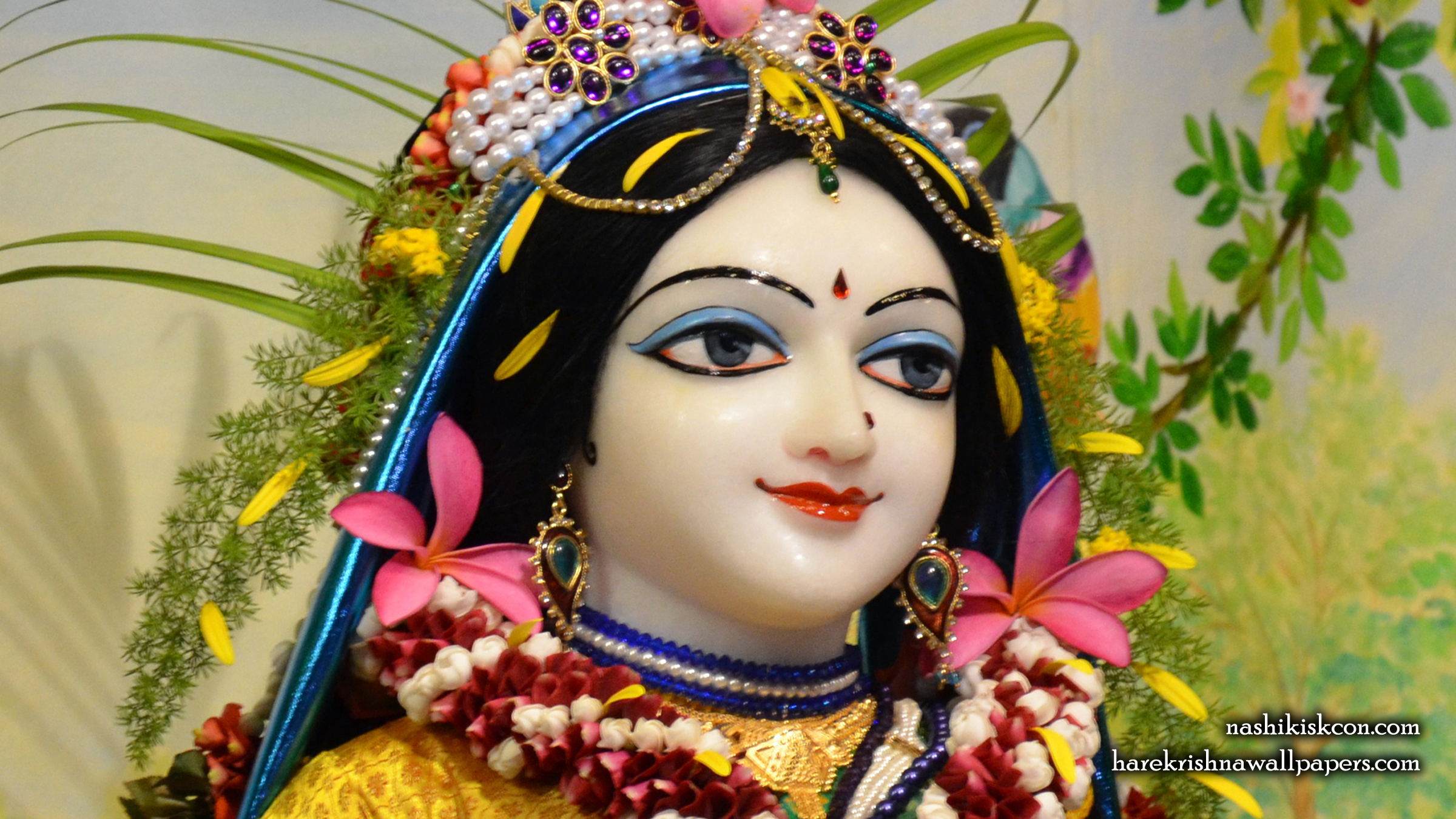 Sri Radha Close up Wallpaper (002) Size 2400x1350 Download