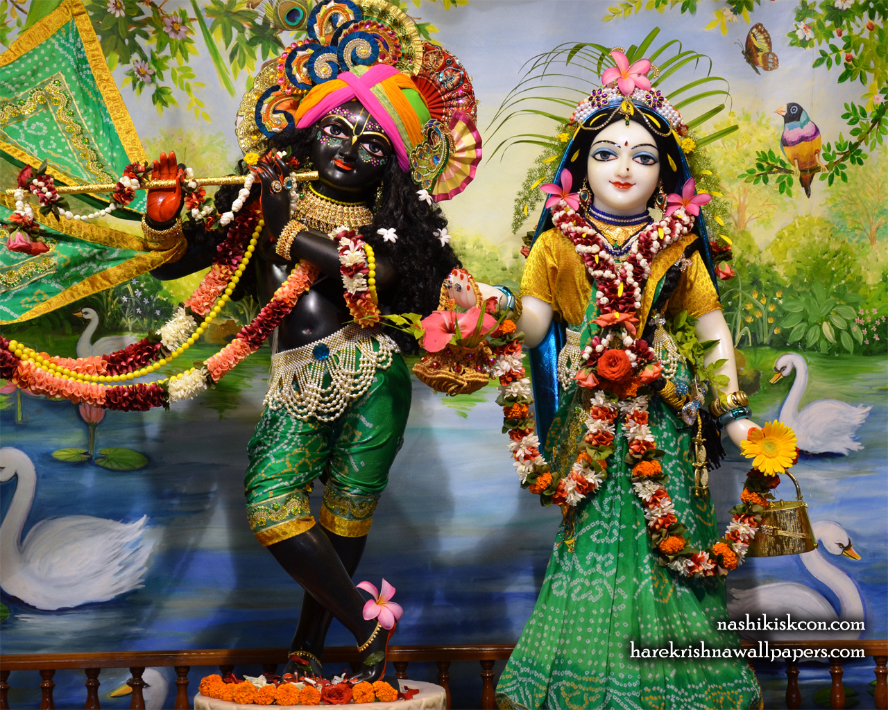 Sri Sri Radha Madan Gopal Wallpaper (006) Size 1280x1024 Download