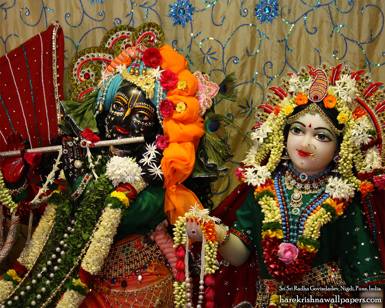 Sri Sri Radha Govind Close up Wallpaper (005) Size 1280x1024 Download
