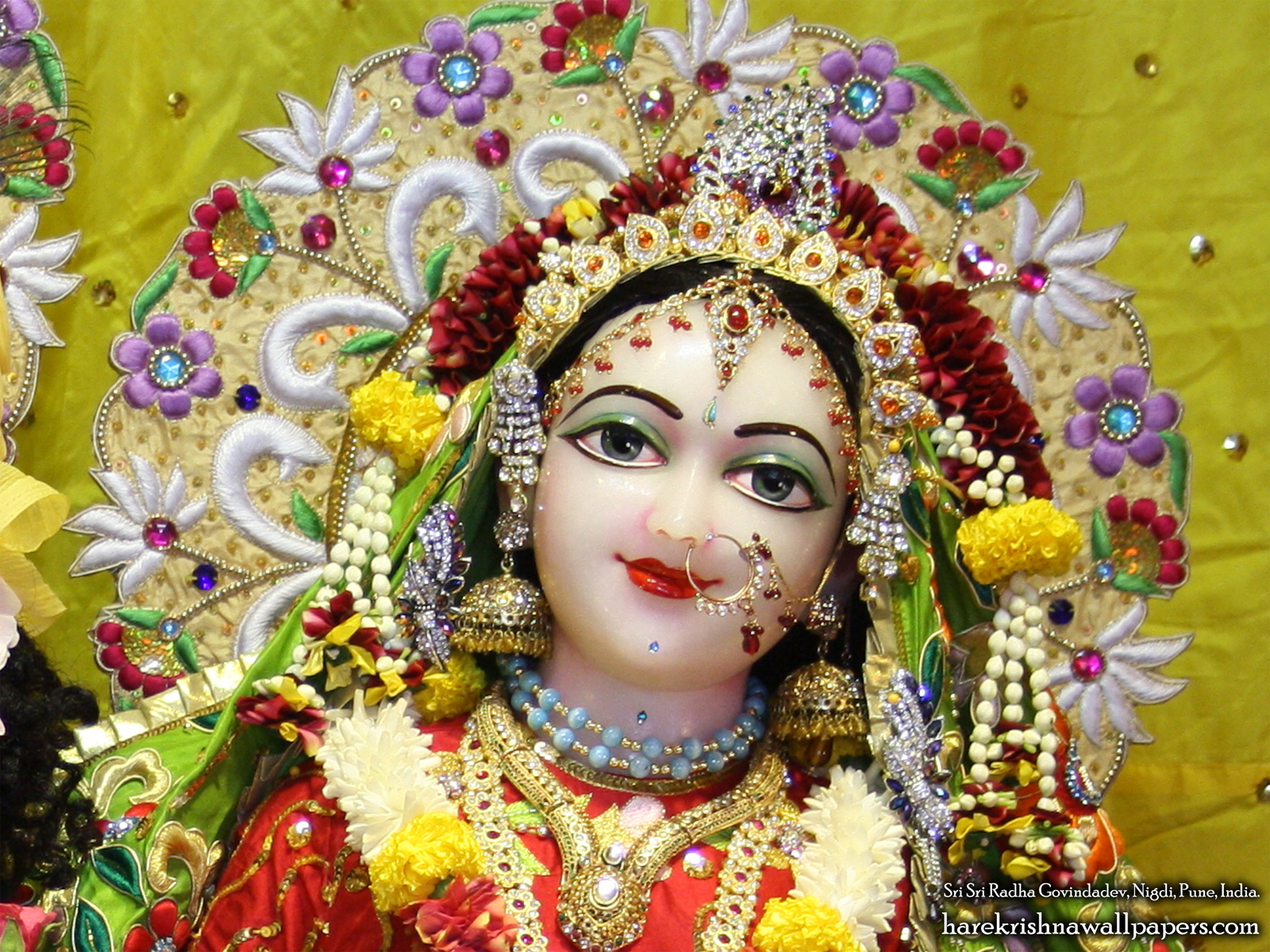 Sri Radha Close up Wallpaper (008) Size1600x1200 Download