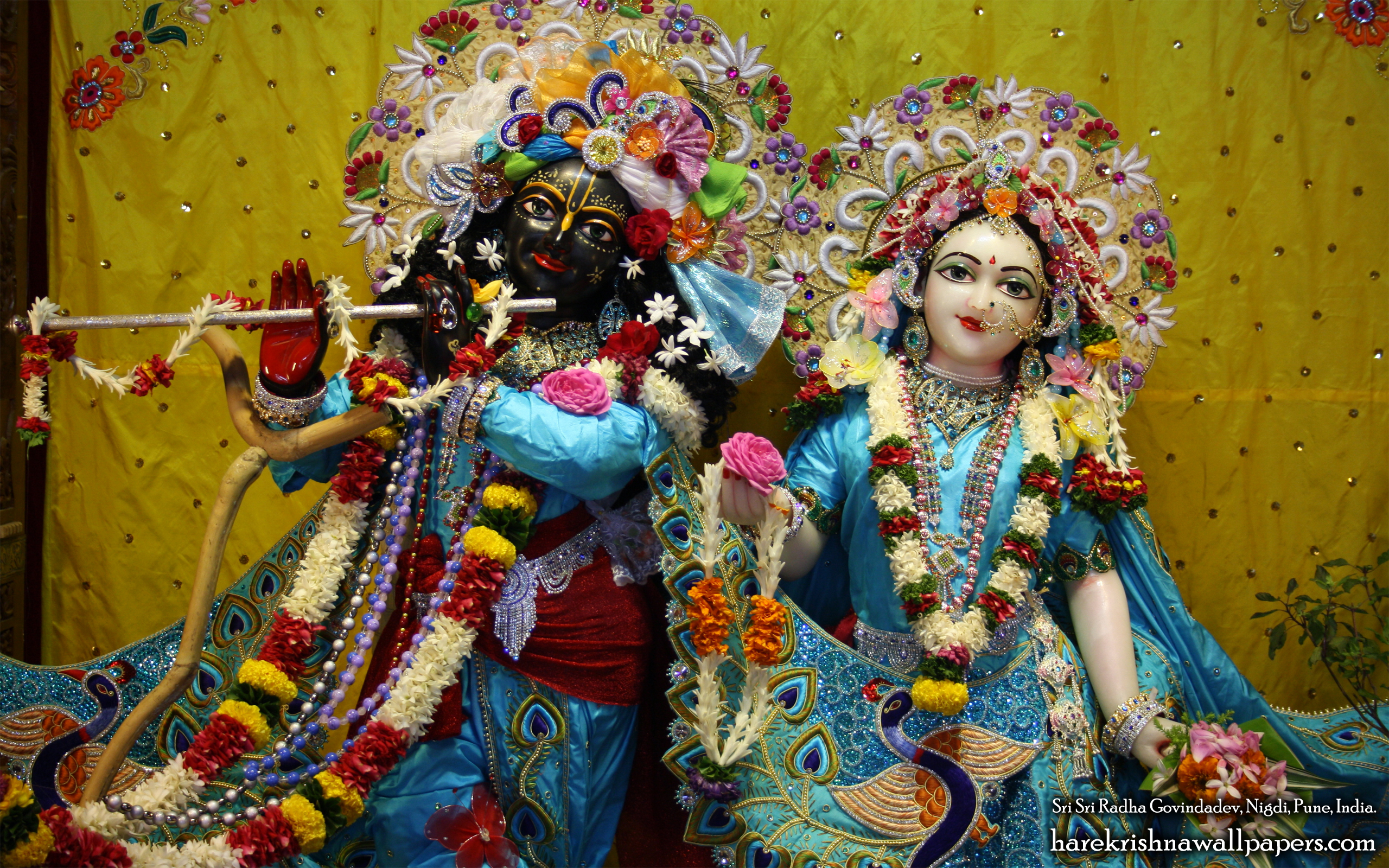 Sri Sri Radha Govind Close up Wallpaper (010) Size 2560x1600 Download